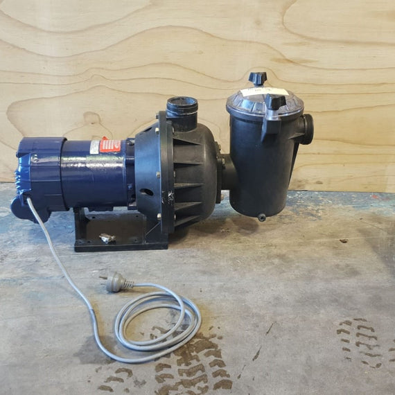 Charger Pool Pump - 1